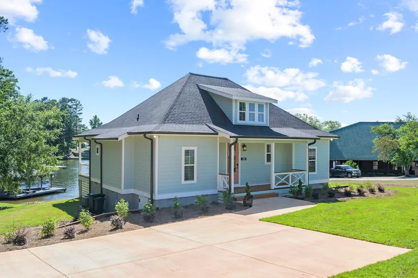 It's Shore To Be A Lake Day! - Image 1