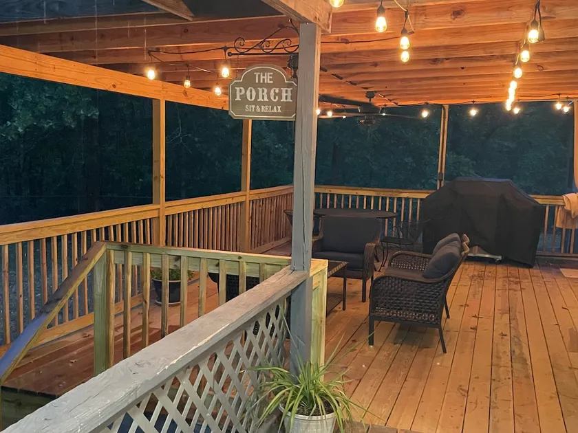 The Porch at Whitetail Cabin - Image 1