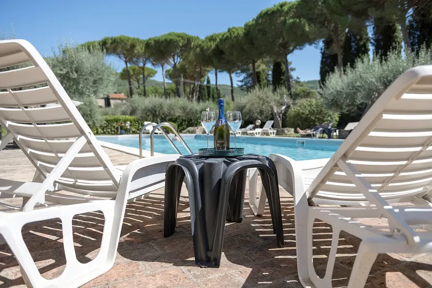 GuestHost - Dolce Far Niente Apartment with pool & parking - Image 1