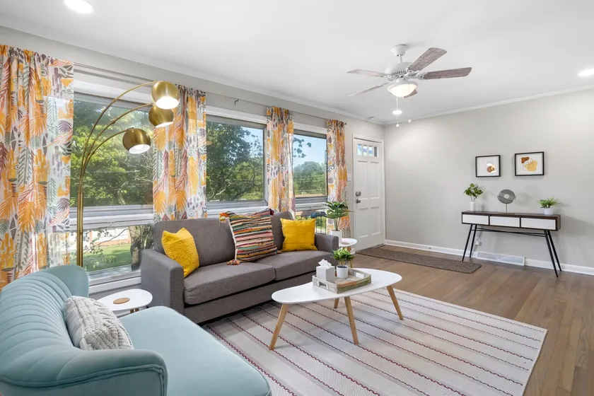Comfy Long-Term Home | 1K/2Q Bed | Fenced Yard - Image 1