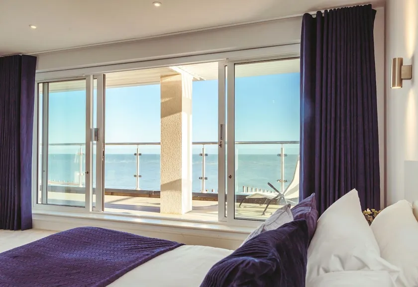 White Point - stunning sea view beach villa for 8 - Image 1