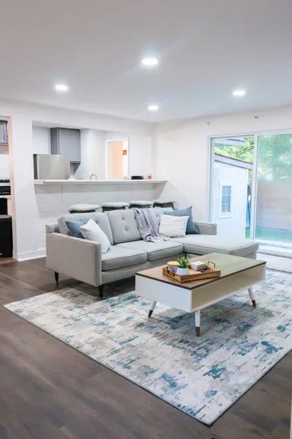 Renovated bungalow minutes from campus, sleeps 5! - Image 1