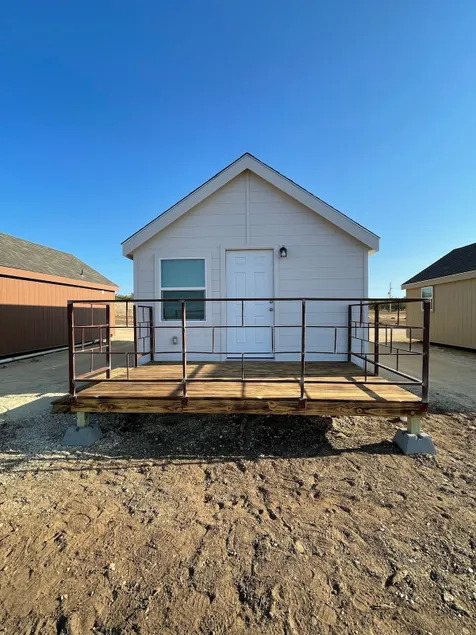Cabin 3 Beautiful lake front 1 bedroom with loft - Image 1