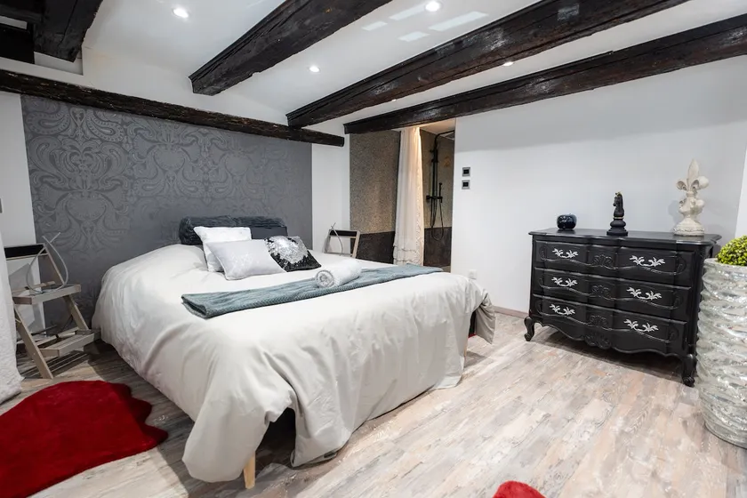 ♞Appartement des chevaliers ♞ | Designed by C.M - Image 1