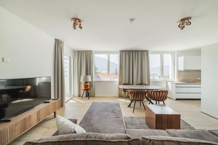 2-room apartment overlooking the lake - Image 1