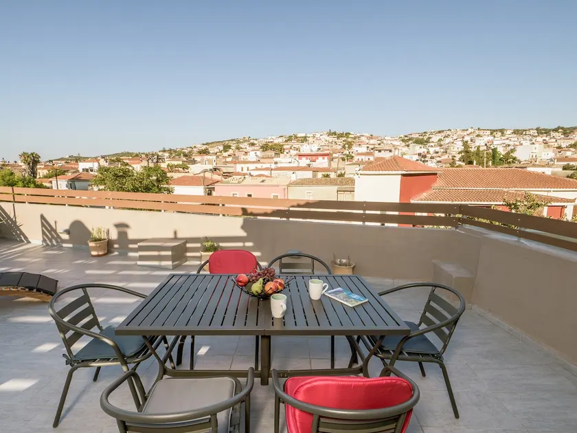 Archanes Terrace Apartment - Image 1