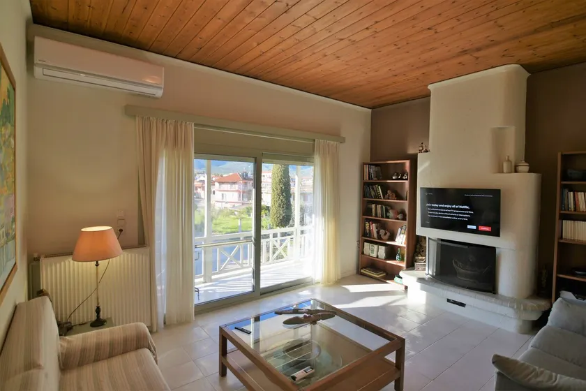 Mata's Spacious Apartment - Image 1