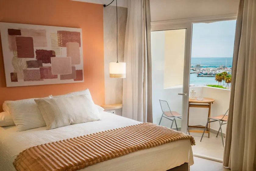 Sea View Attic Studio · Modern Design · AC & WiFi - Image 1