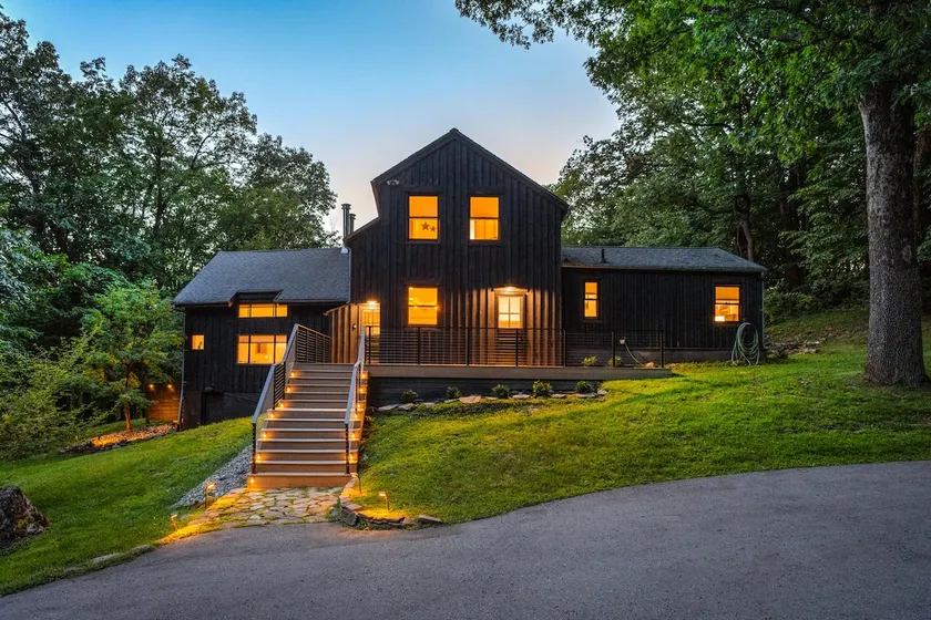 Modern Rustic Hudson Valley Cabin in Warwick - Image 1