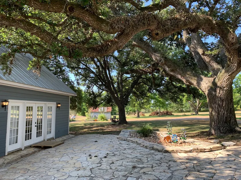 The Bonnie Blue House in Independence, TX - Image 1