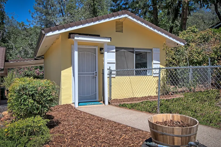 House of Peace - Quiet, Peaceful, near Shasta Lake - Image 1
