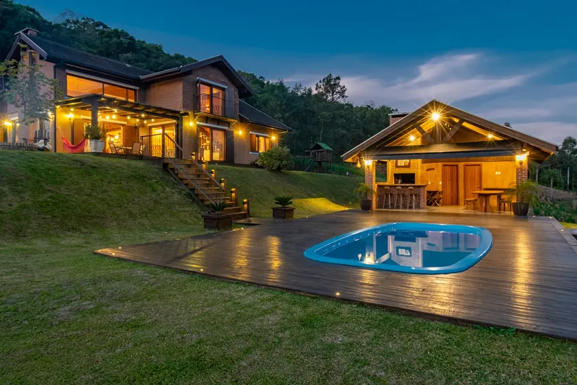 Lawn with pool and fireplace - 1.5 km from Snowland - Image 1