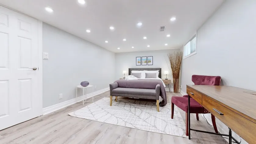 Stunning 2-bdrm basement apt with free parking - Image 1