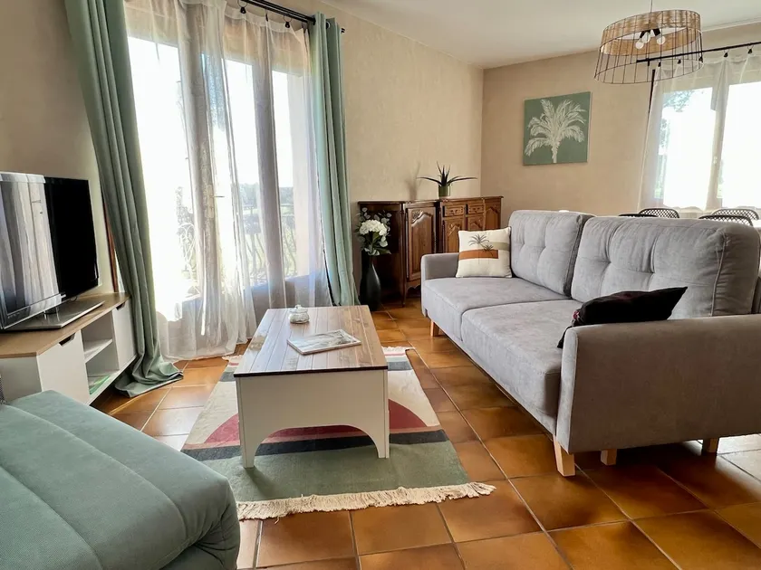 House with garden and terrace • 15 minutes from Vichy - Image 1