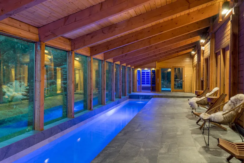 Chalet with Pool, hot tub, sauna and game barn! - Image 1