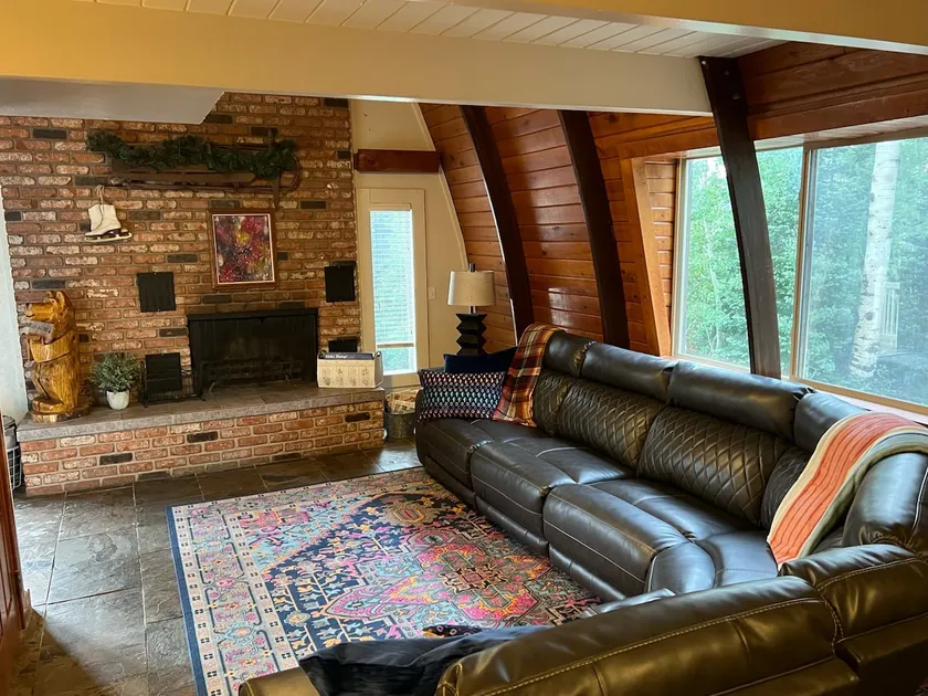 Massive Family Cabin | Games & Fun - Image 1