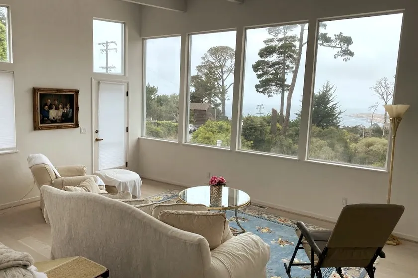 Breathtaking Carmel Penthouse Suite w/ Brad Pitt! - Image 1