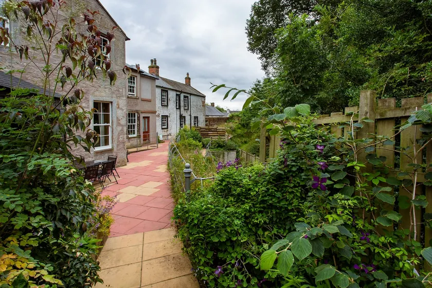 Large Luxury House : Disabled/Wheelchair Friendly - Image 1
