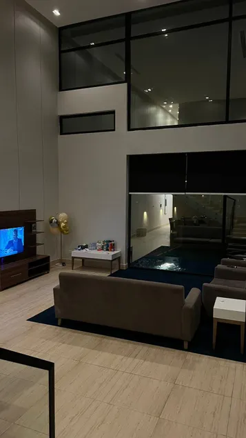 Villa with private pool - Image 1