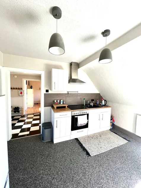 FeelHome11-Airport close-6 beds-Central-WiFi-Top - Image 1