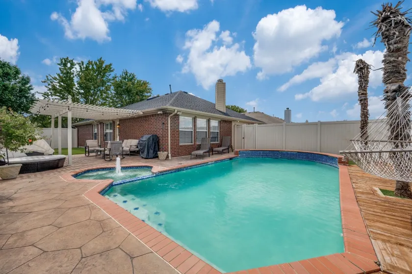 Heated Pool, HotTub, PS5, Sleeps 12, BBQ - Image 1