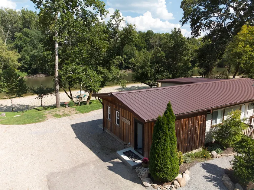 Whitewater River House Beautiful River View - Image 1