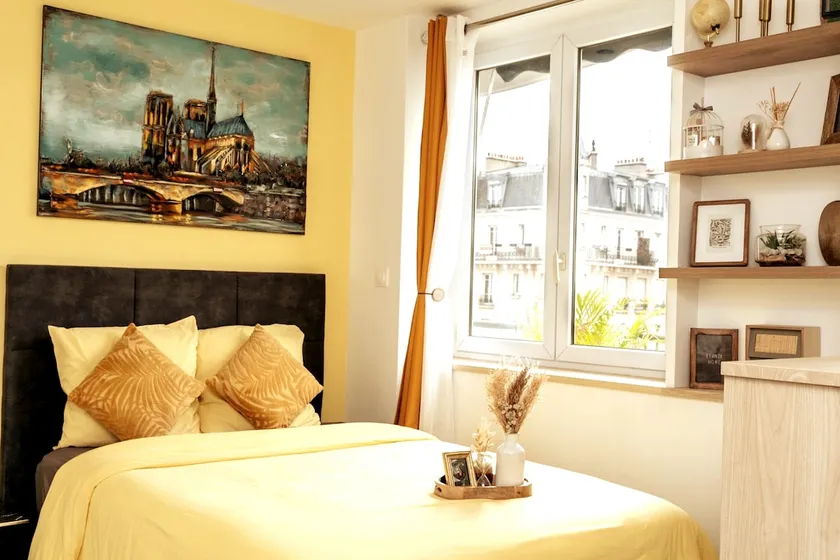 Paris Homestay of Happyness - Image 1