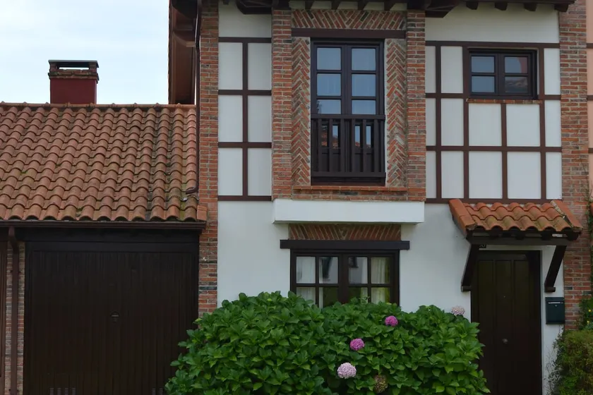 Vacation home in Comillas - Image 1