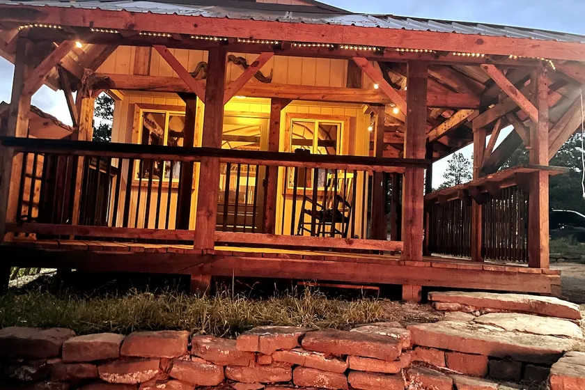 Eagle's Nest With Fire Pit - Image 1
