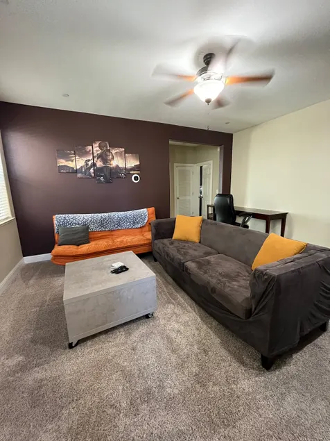 Spacious and Cozy In-law Suite w/ 1 Master Bedroom - Image 1
