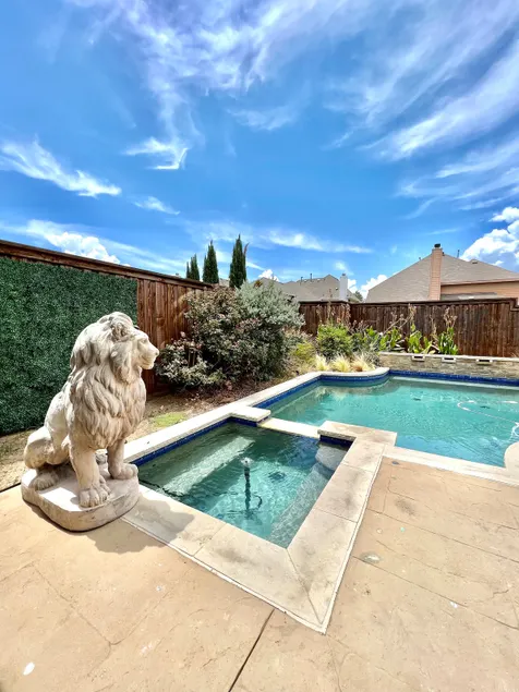 Luxury pool/hotspa FIFA! 3 mins PGA, Universal! - Image 1