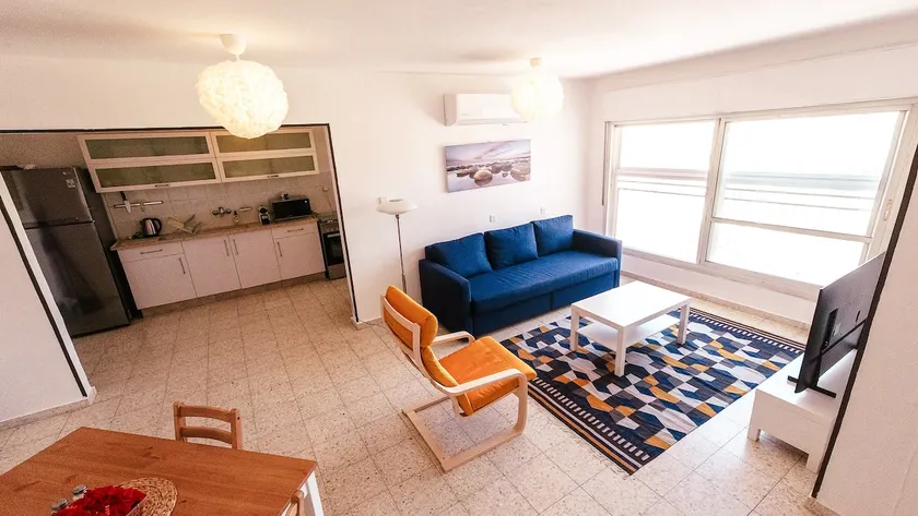 Dead Sea Apartment In a Great Location of Arad. - Image 1