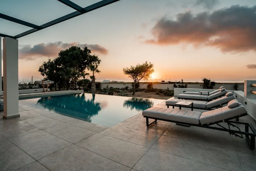 Grande private villa, 3 bedrooms, swimming pool - Image 1