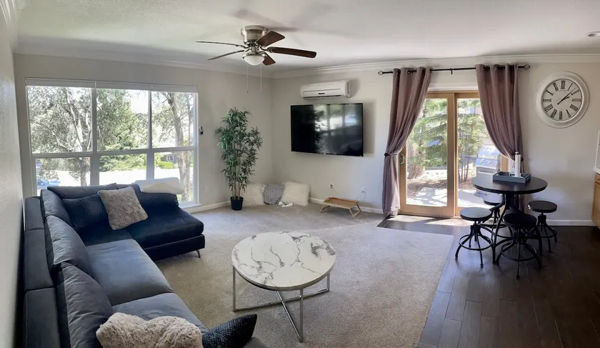 Adorable Guest Suite - Image 1