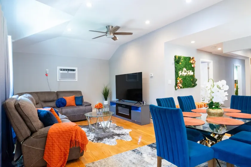 The Royale Tee Oasis 3BR/2Bath near JFK/LGA - Image 1