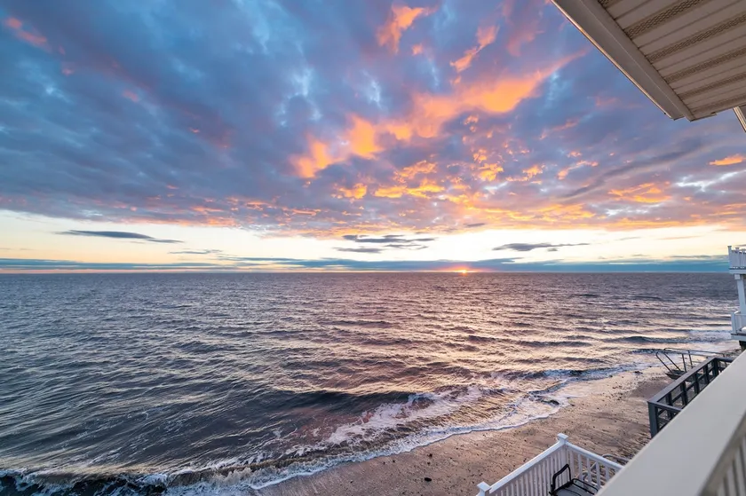 Bright and beautiful home on the Delaware Bay - Image 1