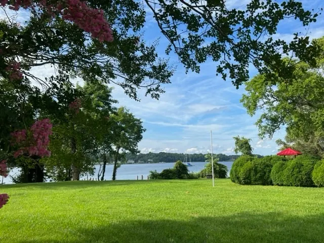 Abells Wharf Cottage - Natural Splendor Getaway - Image 1