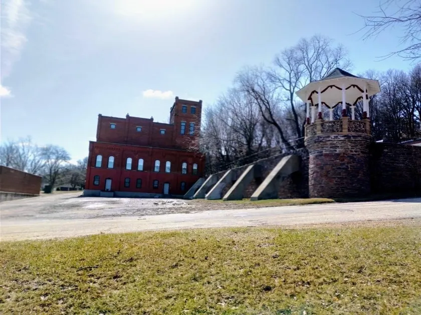 Stay in the Old Hauenstein Brewery on the 1st level - Image 1