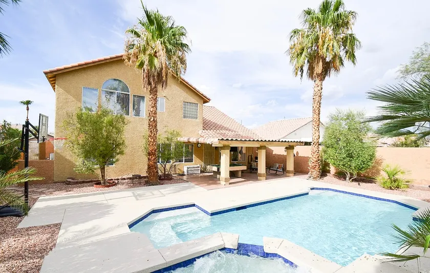 Fully Loaded Las Vegas Hidden Gem with Pool & Spa - Image 1