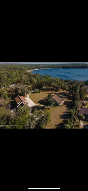 Gator getaway! Lake house 20 min from UF - Image 1