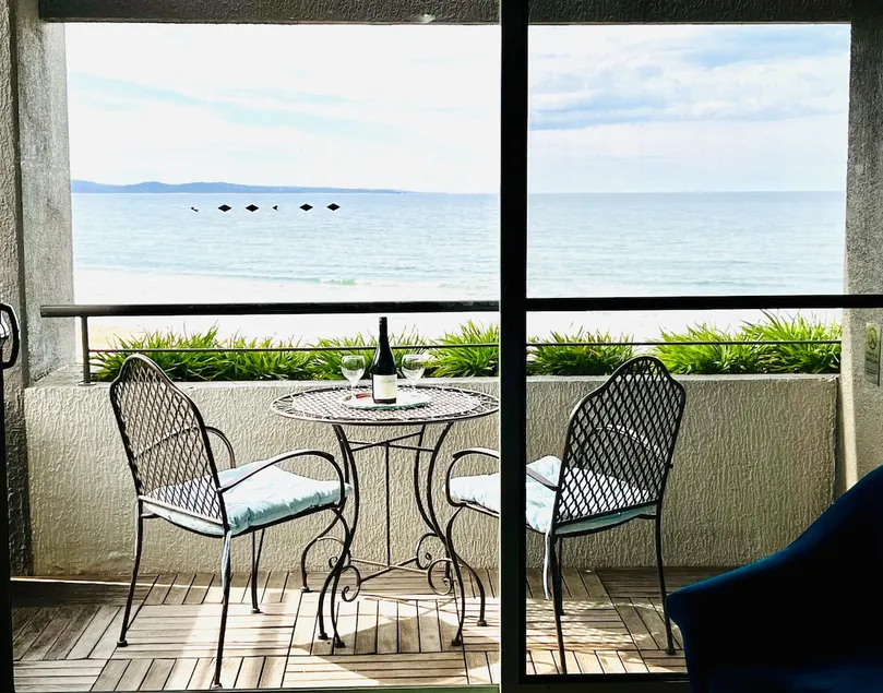 Lorne beach views at the cumberland - Image 1