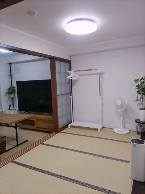 [Cleaning fee included, same price for renting the room for up to 5 people] 2LDK with full kitchen and free parking - Image 1