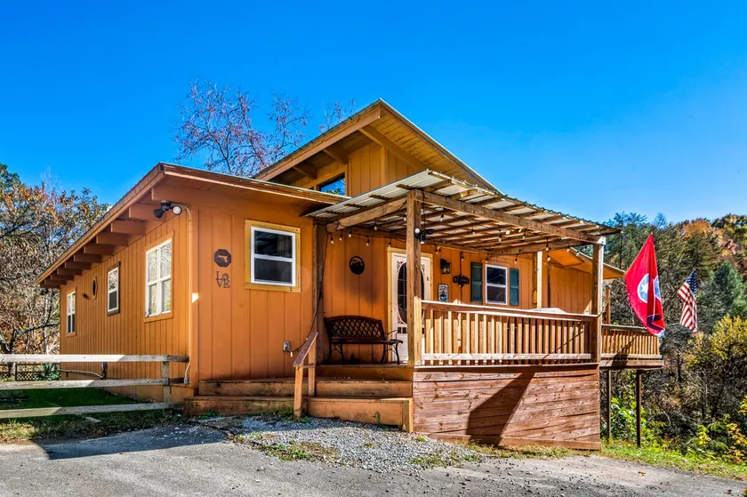 Memorial Day sale, No Pet Fee, Secluded, Hot Tub - Image 1