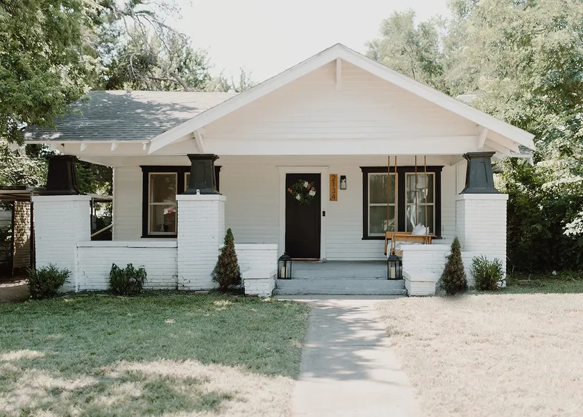 Moose's Place - A Historic Home in The Plaza - Image 1