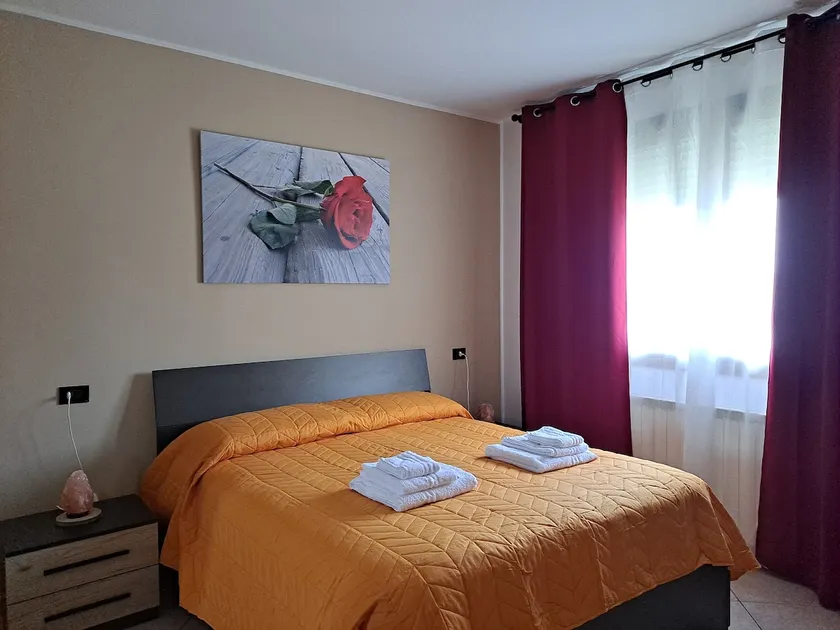 Roverella Apartment, Modern and Spacious. - Image 1