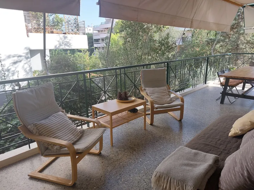 quiet apartment with a large balcony near the sea - Image 1