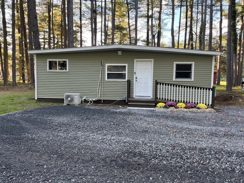 Chip's Playhouse- Poconos Near Shawnee - Image 1