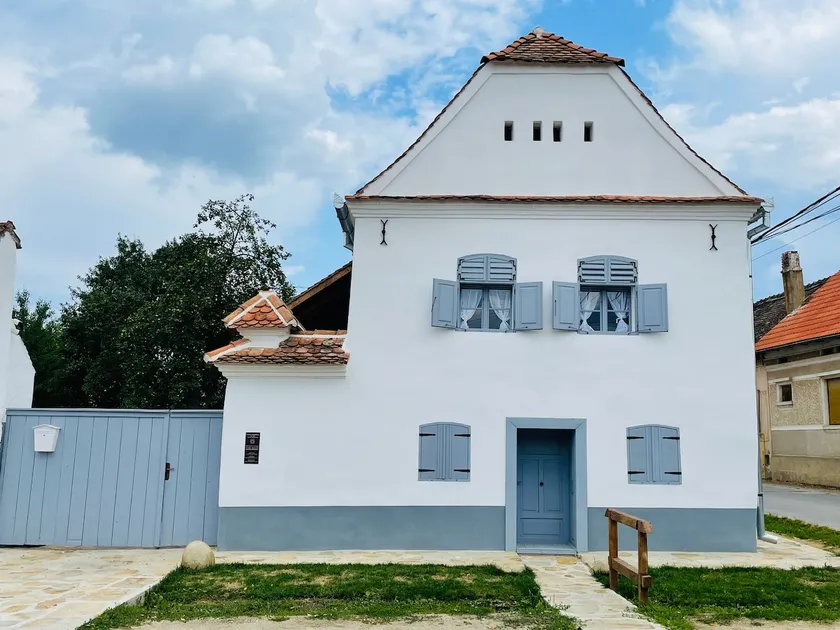 Casa Boierului Comanici - Image 1
