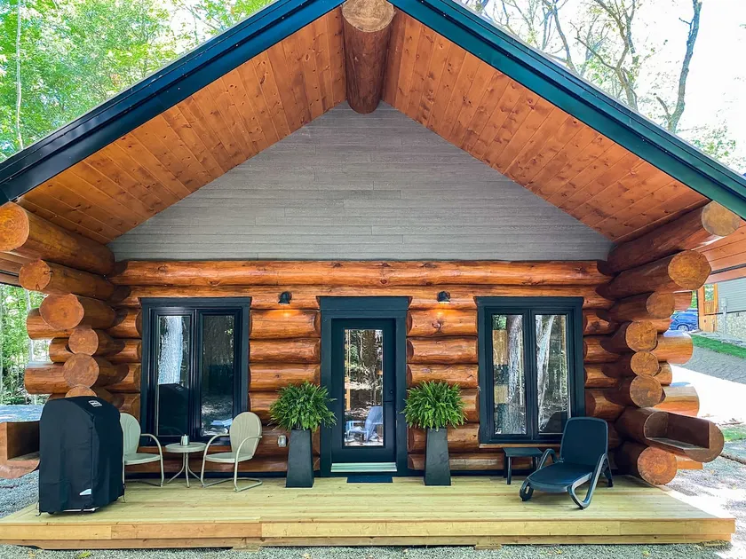 Cozy Couples Bunkie - Image 1