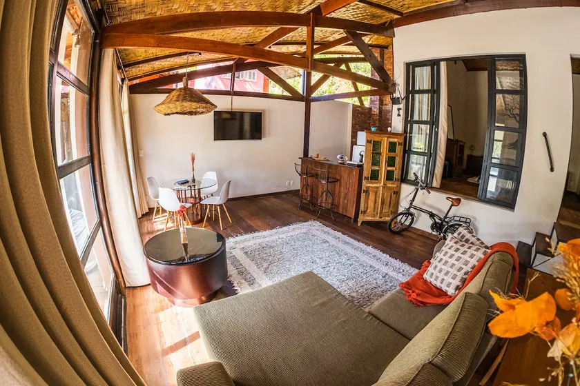 Loft overlooking the mountain and lake - Inhotim - Image 1